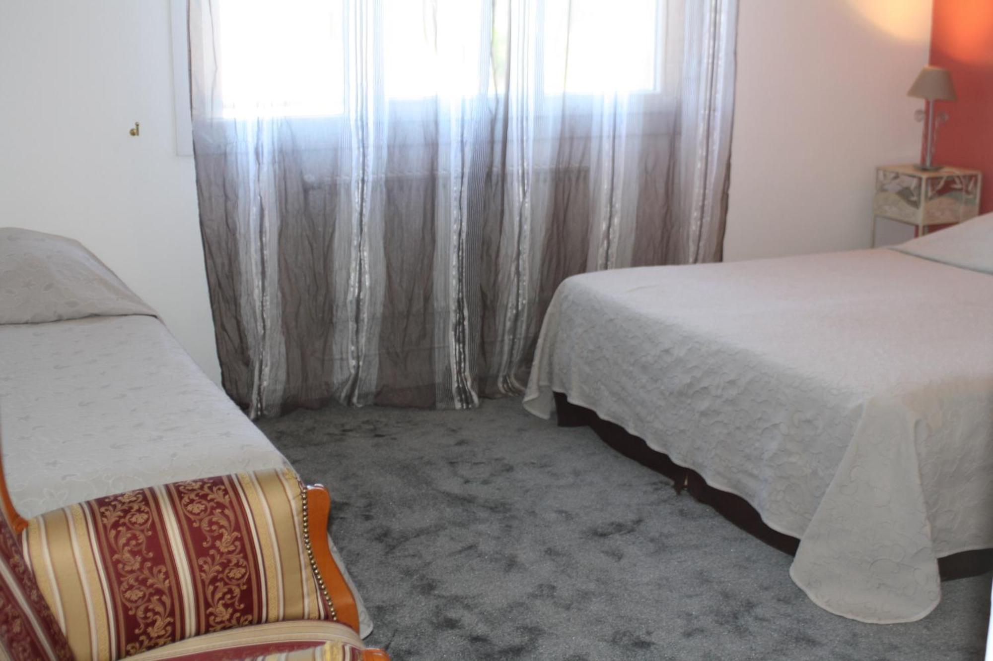 סלון-דה-פרובנס Logis Hotel Du Midi מראה חיצוני תמונה