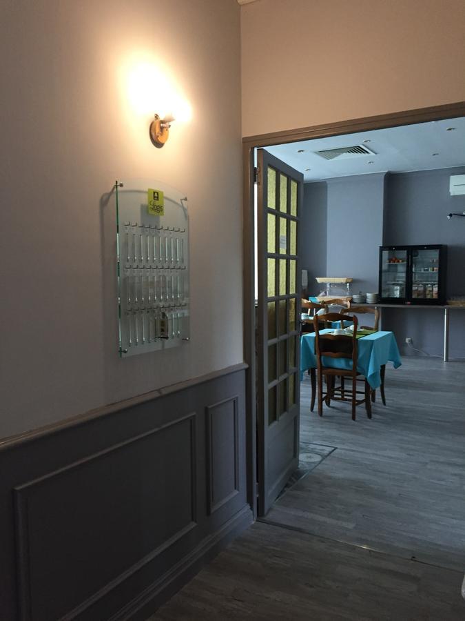 סלון-דה-פרובנס Logis Hotel Du Midi מראה חיצוני תמונה