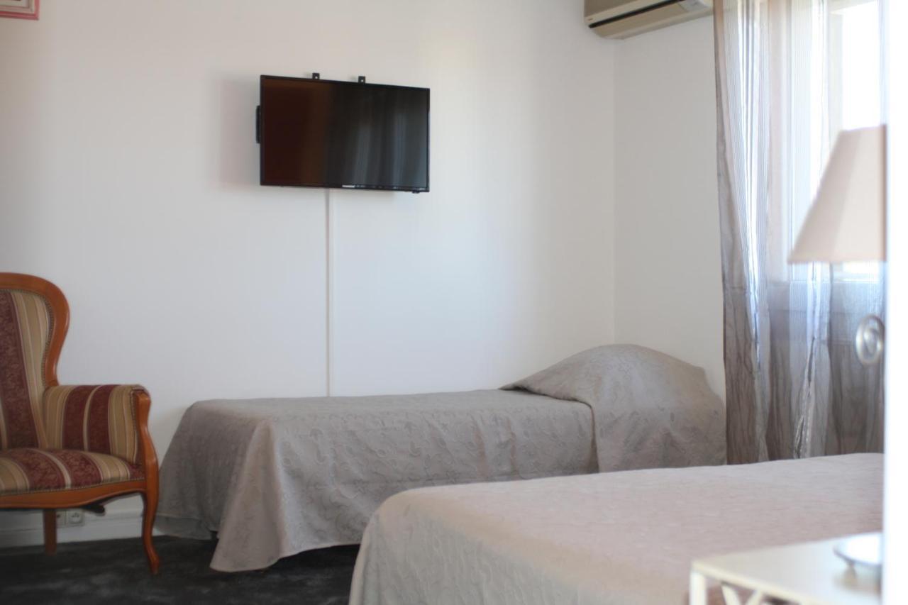 סלון-דה-פרובנס Logis Hotel Du Midi מראה חיצוני תמונה