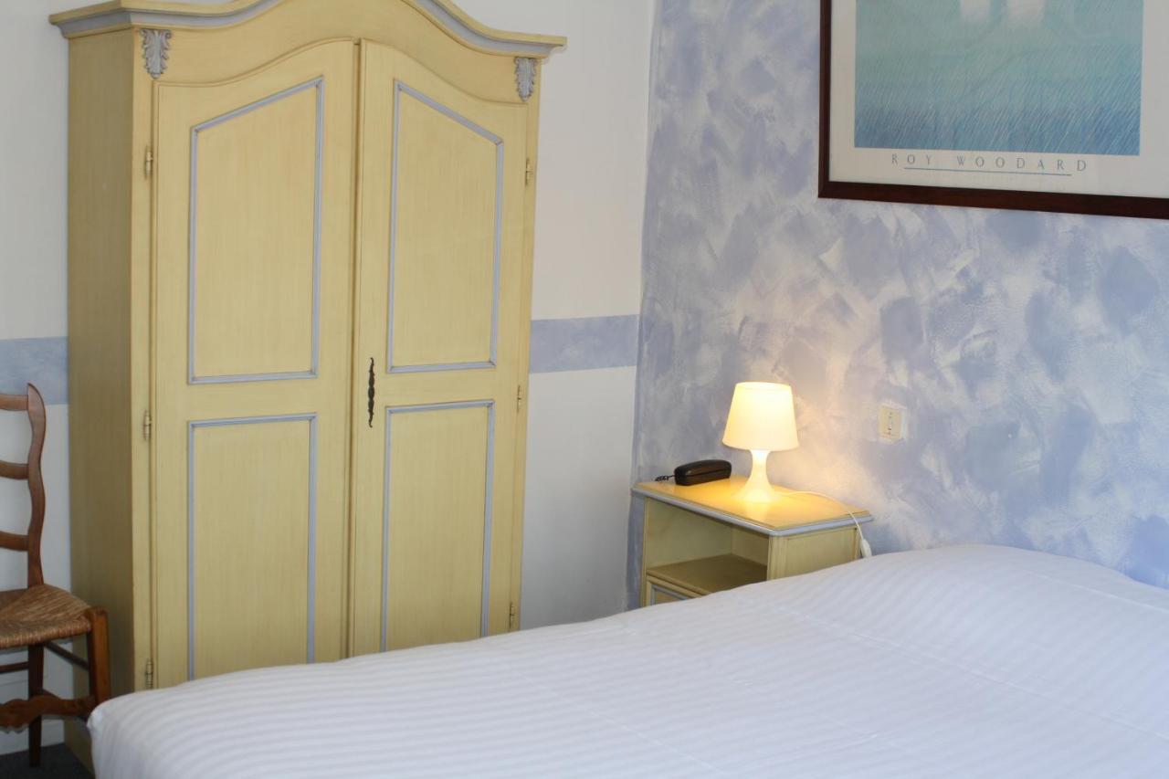 סלון-דה-פרובנס Logis Hotel Du Midi מראה חיצוני תמונה